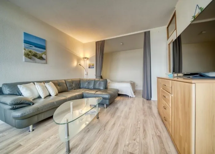 - Haus G, App 0g0702 *